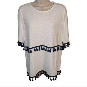 Amaryllis Tasseled Lightweight Knit Top Sz S